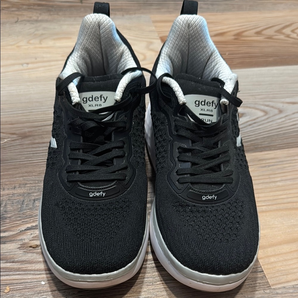 Women’s Black Athletic Shoes